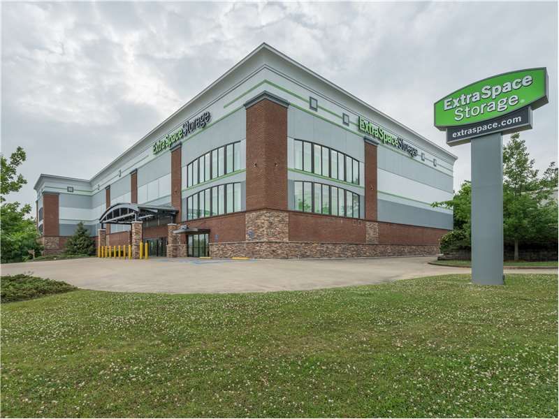 Beauty Image - Extra Space Storage at 3454 Lorna Rd, Birmingham, AL 35216