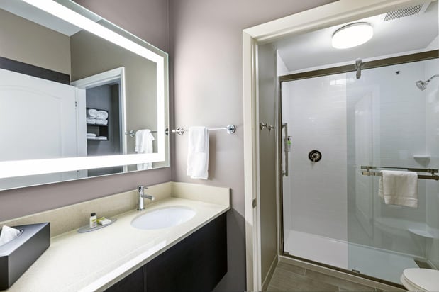 Images Staybridge Suites IAH Airport East by IHG
