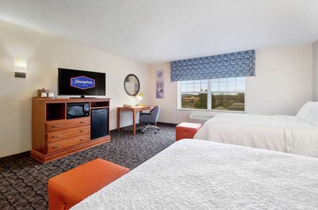 Images Hampton Inn & Suites Rockland
