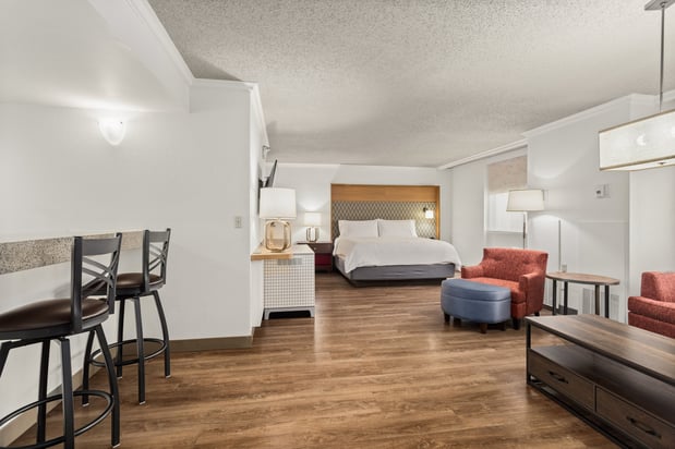 Images Holiday Inn Tampa Westshore - Airport Area by IHG