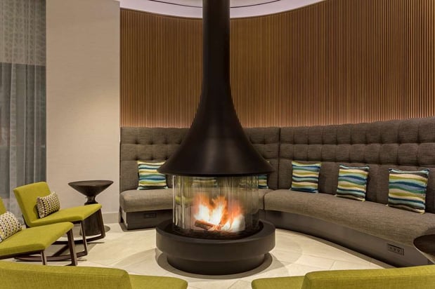 Images Hilton Garden Inn Boston Brookline