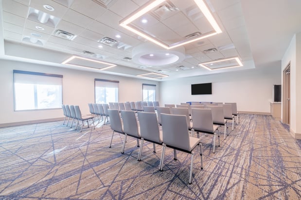 Images Holiday Inn Express & Suites Kansas City Airport by IHG