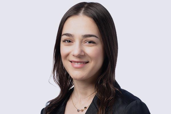 Rita Charchyan, Retail Partner in our CF Fairview Mall store
