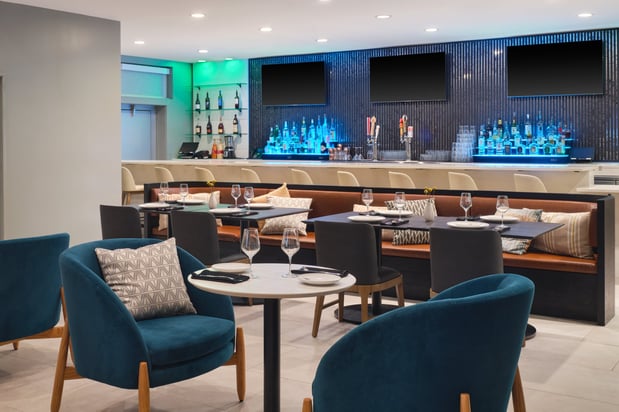 Images Holiday Inn Gonzales by IHG