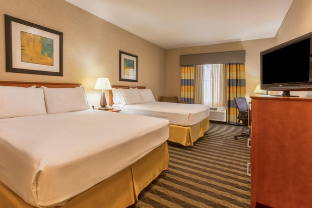 Images Holiday Inn Express & Suites Manteca City Center by IHG