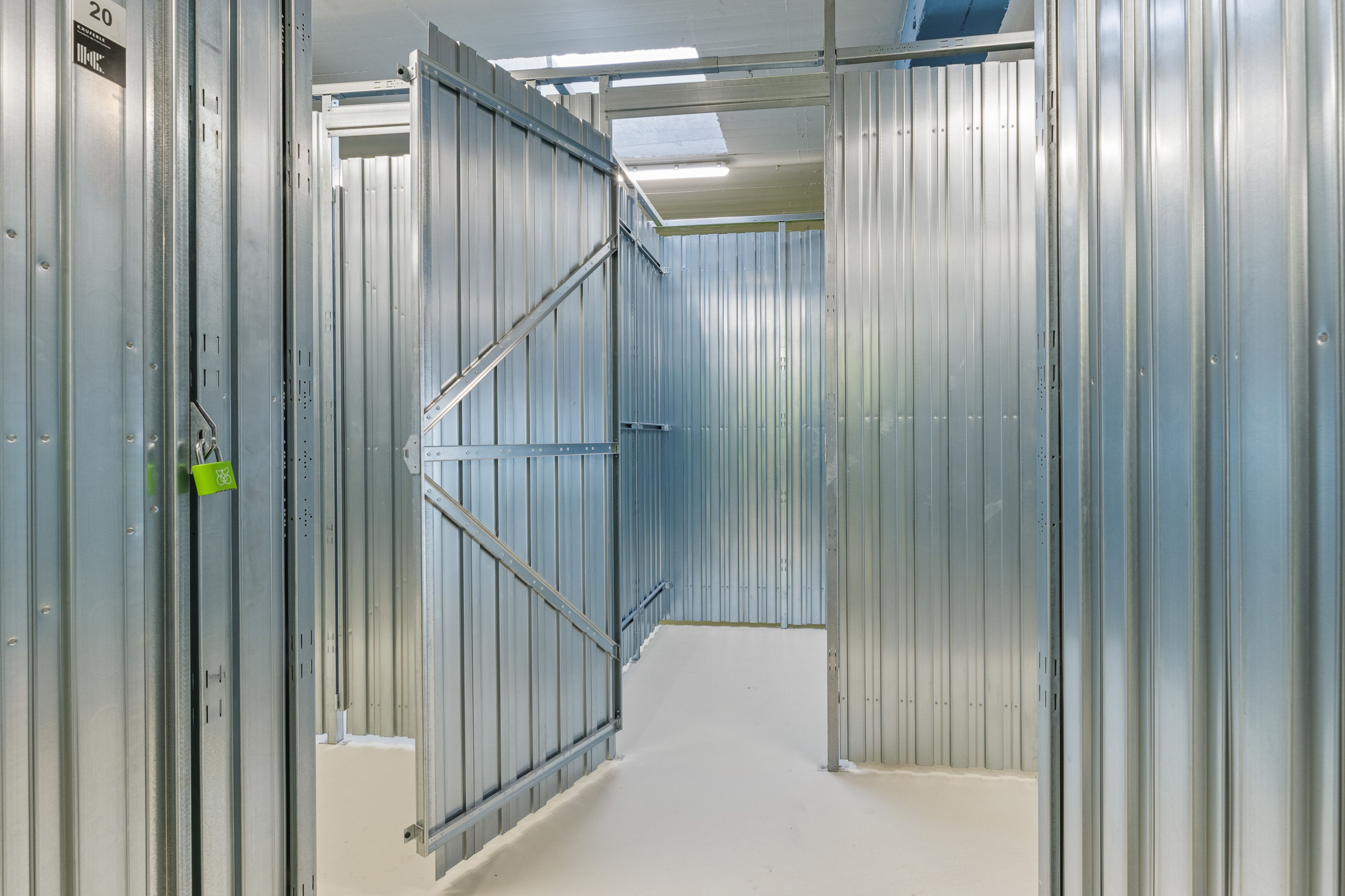 Storebox - Dein Lager nebenan, Neckarstraße 148A in Stuttgart