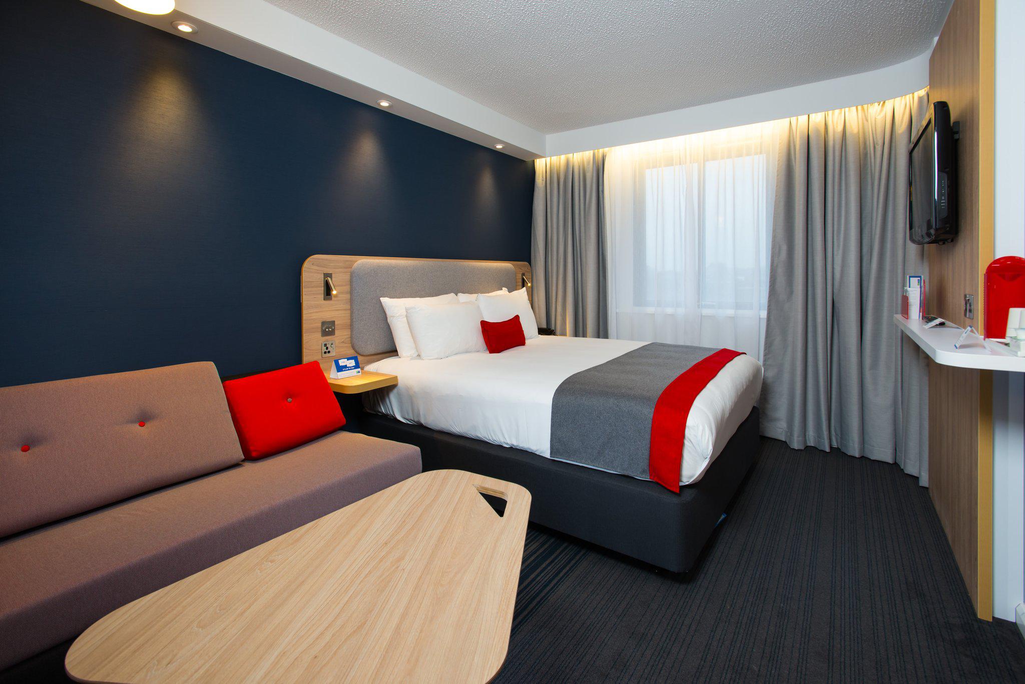 Images Holiday Inn Express London - Dartford, an IHG Hotel