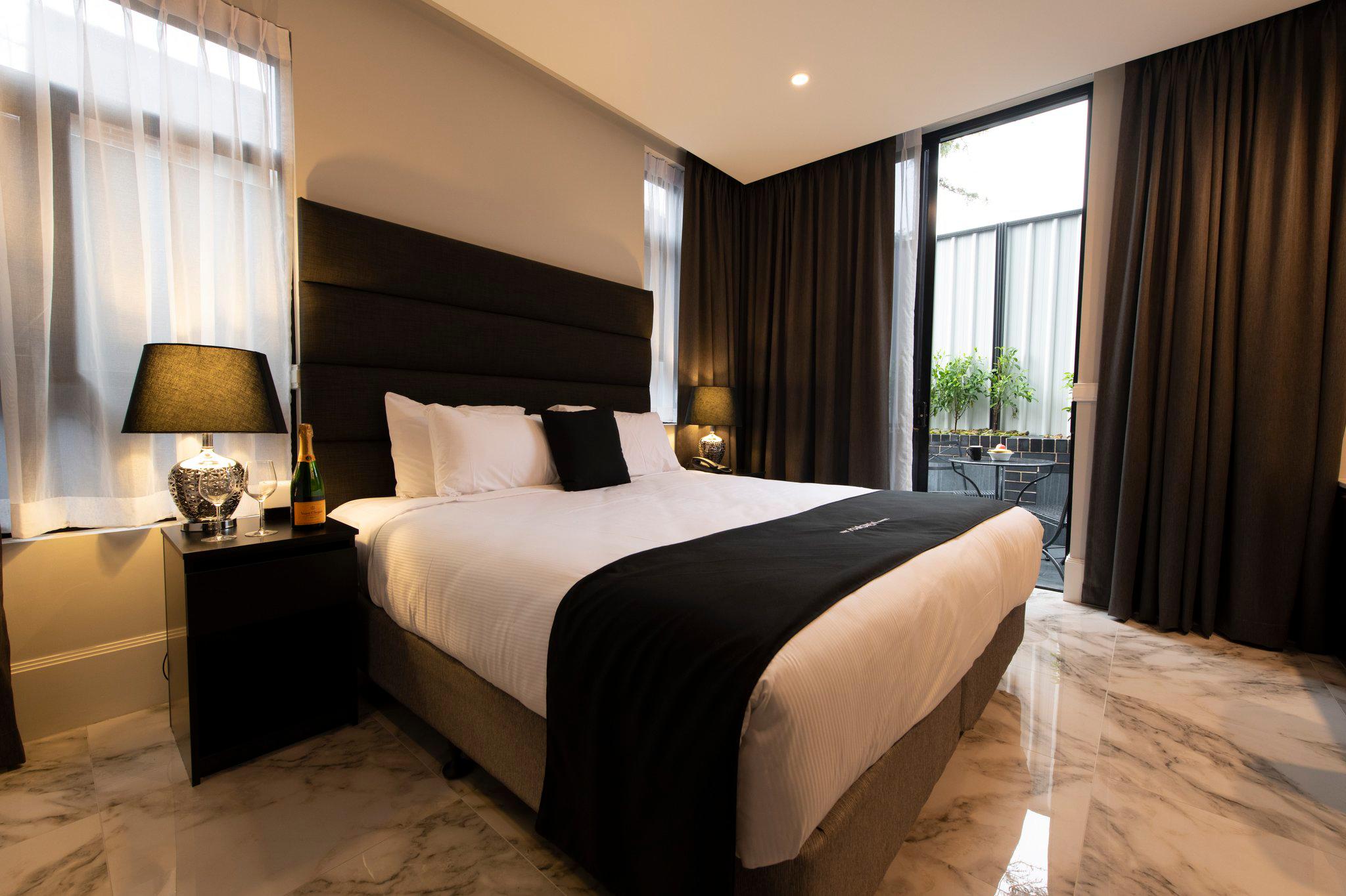 Images Holiday Inn & Suites Parramatta Marsden Street, an IHG Hotel