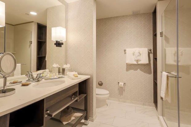 Images DoubleTree by Hilton Evansville