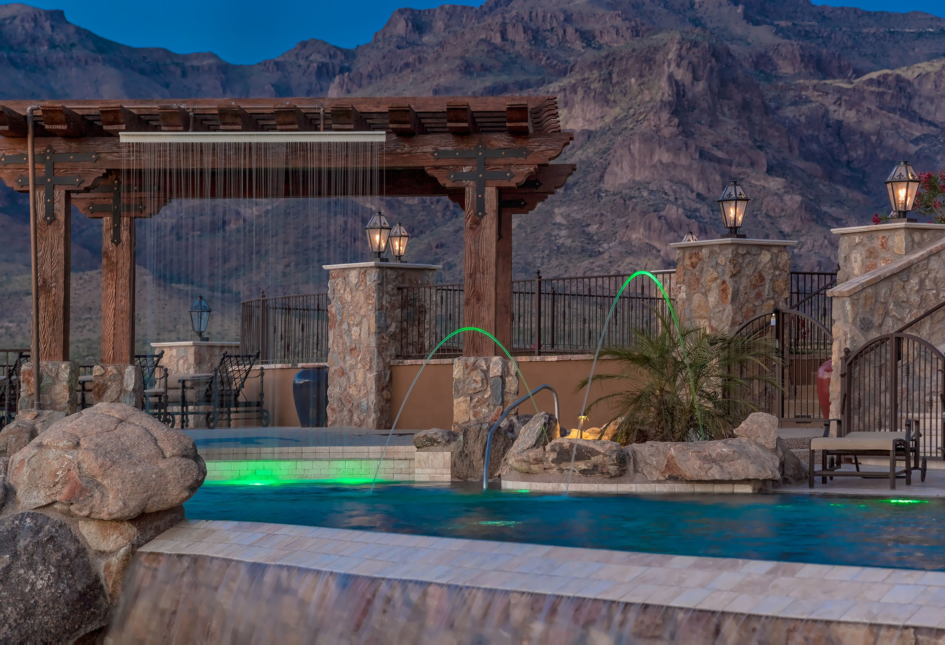 Images No Limit Pools & Spas