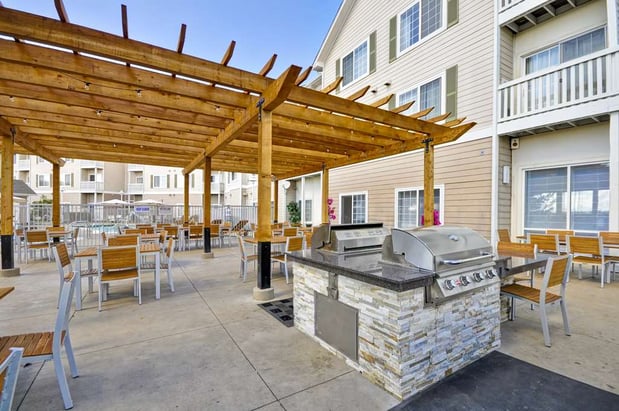 Images Homewood Suites by Hilton Oakland-Waterfront