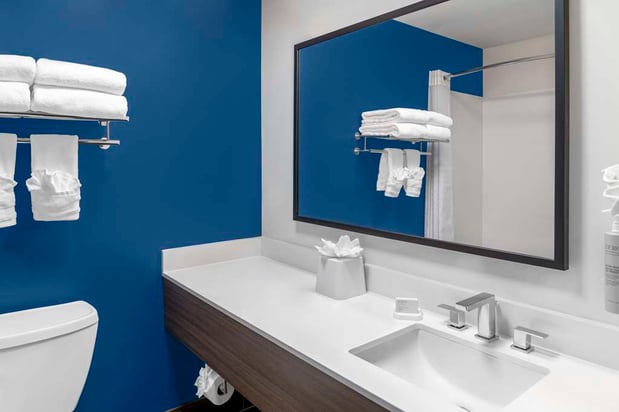 Images Spark by Hilton Lansing