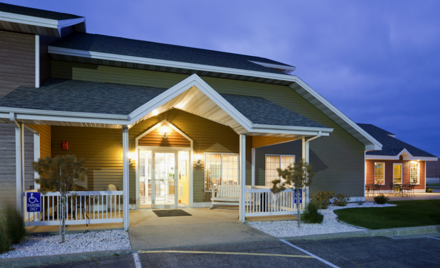 Images Paynesville Inn and Suites