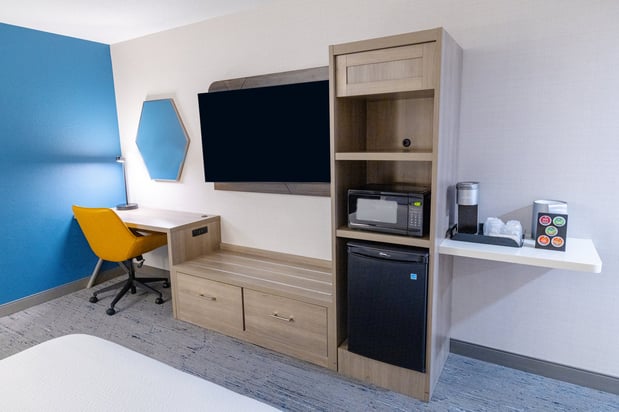 Images Holiday Inn Express Neptune by IHG