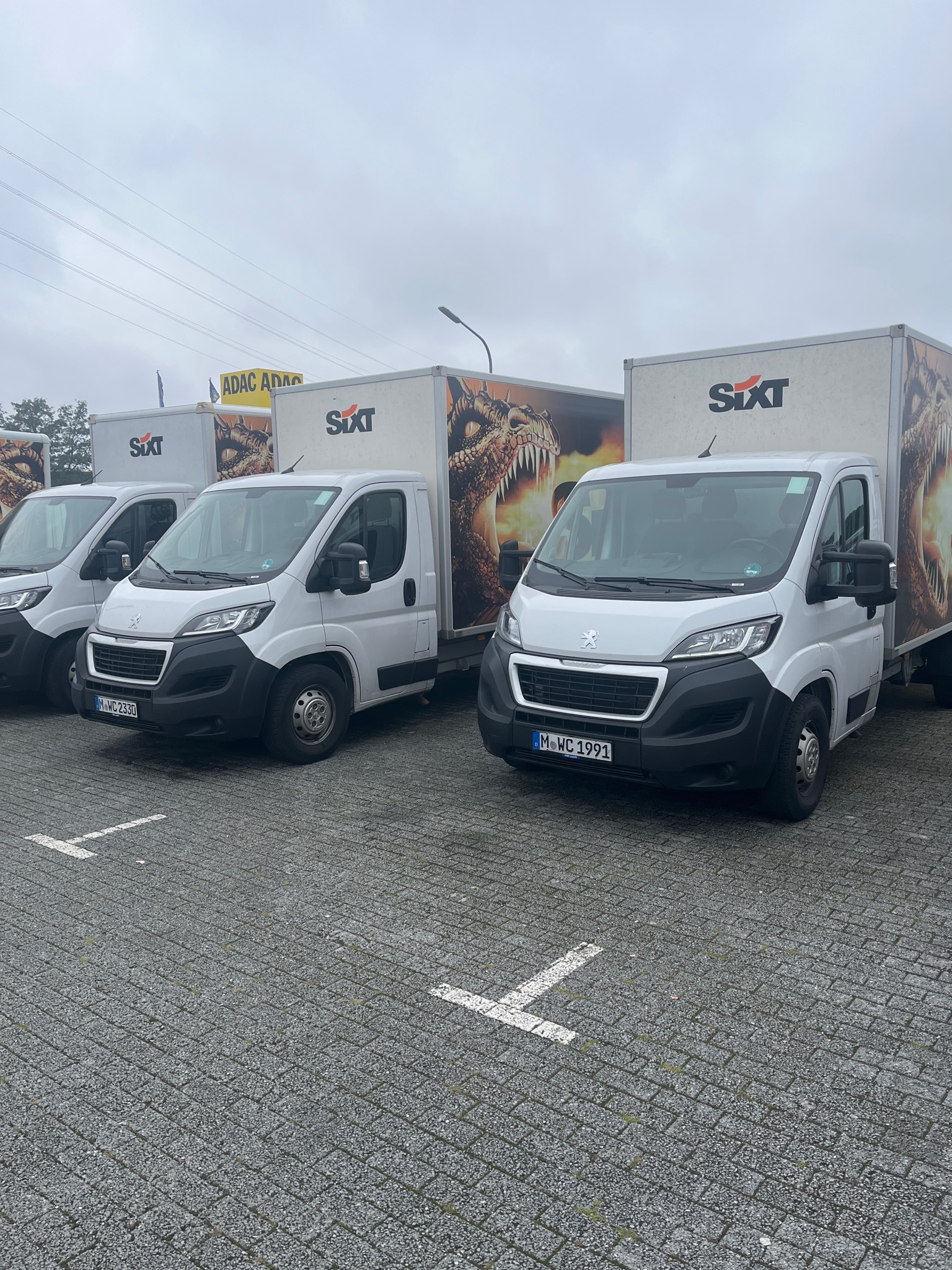 SIXT Autovermietung Mönchengladbach, Lehmkuhlenweg 8 in Mönchengladbach