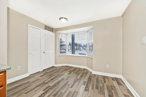 Images Arden Pointe Apartments