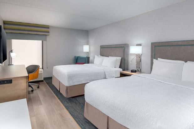 Images Hampton Inn Hartford/Airport