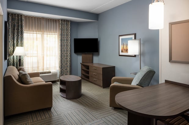 Images Candlewood Suites Omaha Airport by IHG