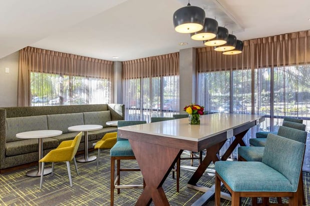 Images Hampton Inn Carlsbad-North San Diego County