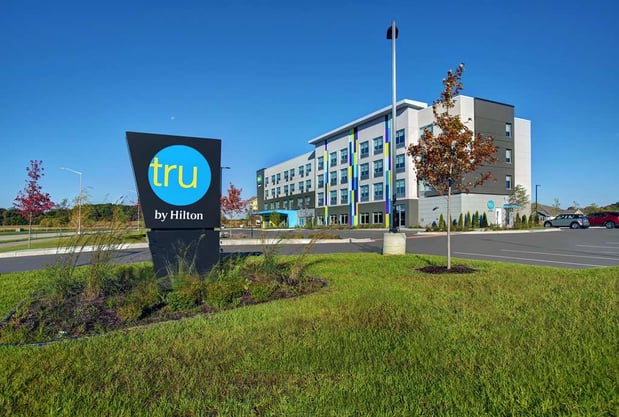 Images Tru by Hilton Stoughton
