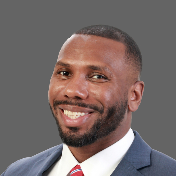 Images Calvin Malone: Allstate Insurance