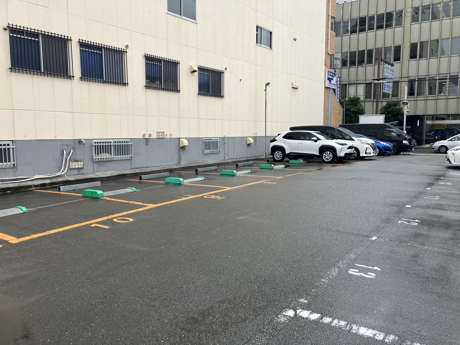 Images パークイット八尾市本町 コイン