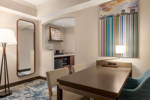 Images Embassy Suites by Hilton Tampa Downtown Convention Center