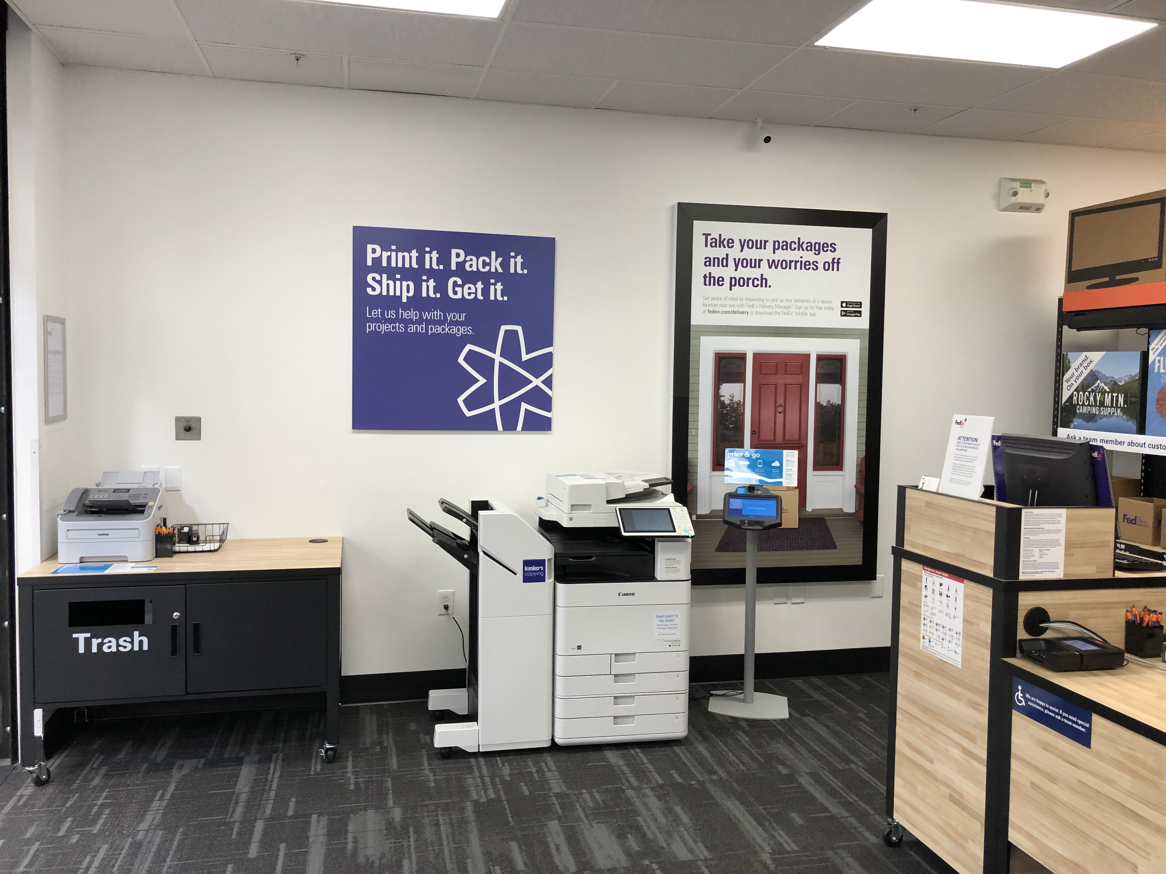 FedEx Office Print & Ship Center Image