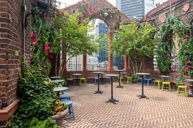 Images Artie's Backroom & Rooftop