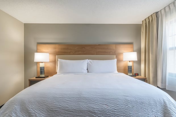 Images Candlewood Suites Southfield - Detroit by IHG