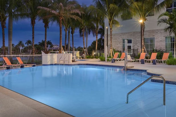 Images Hampton Inn & Suites Naples South