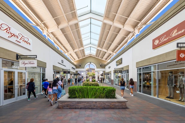 Images San Francisco Premium Outlets