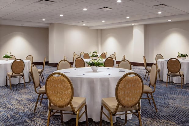 Images Amway Grand Plaza, Curio Collection by Hilton