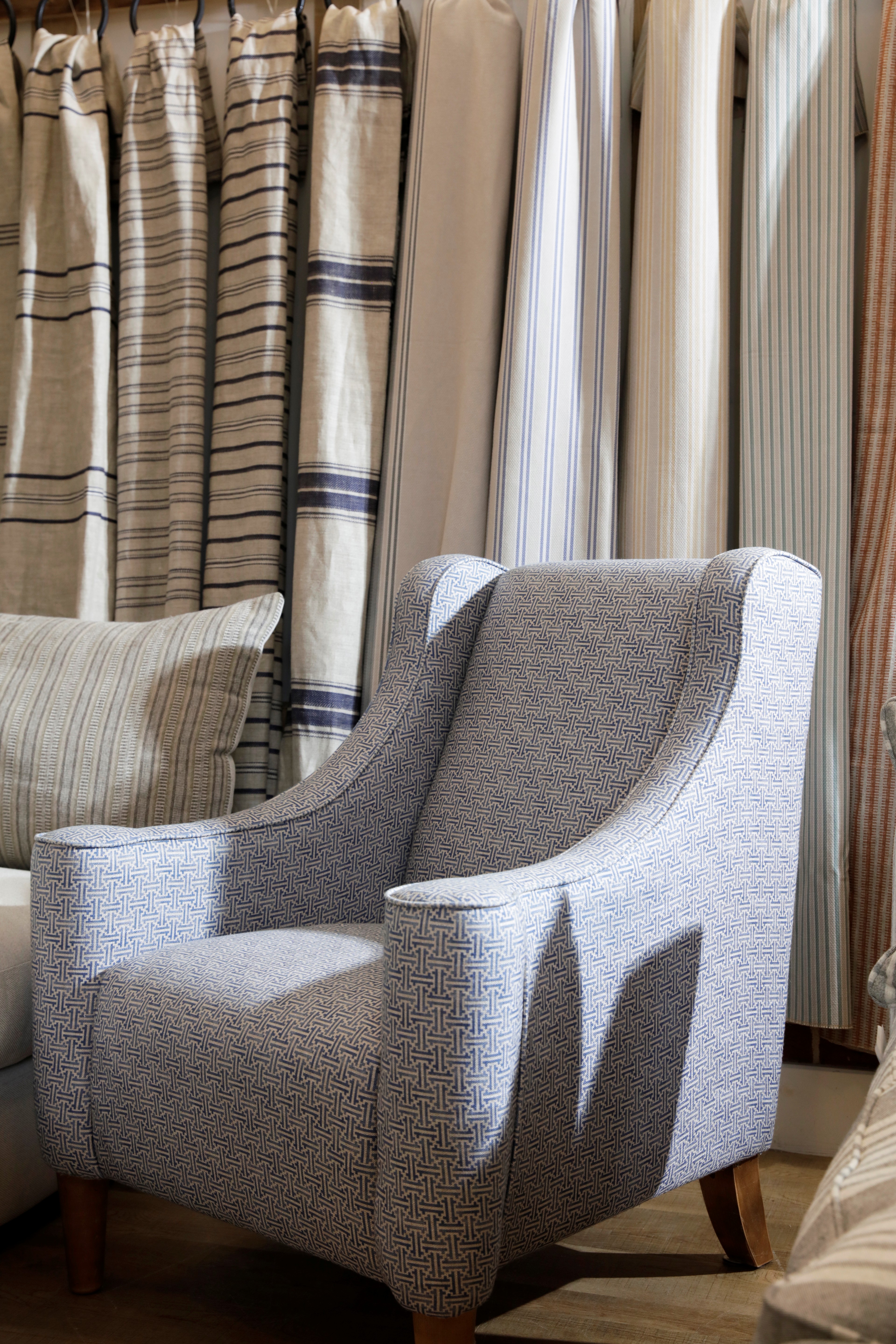 Sofas & Stuff Bishops Stortford Showroom Exterior 4
