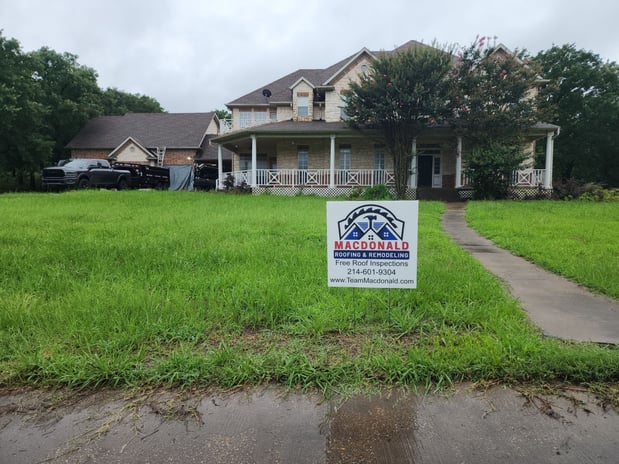 Images MacDonald Roofing & Remodeling