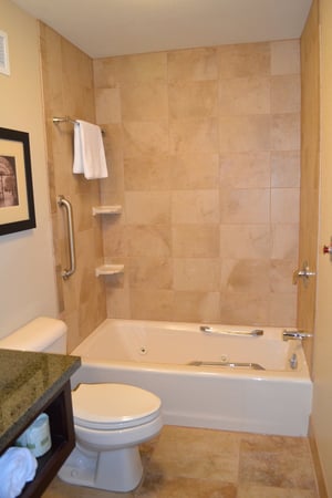 Images Holiday Inn Eau Claire South I-94 by IHG