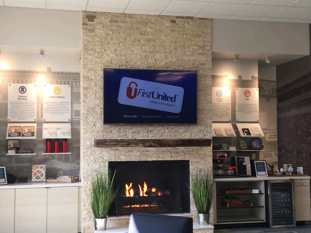 First United Bank - Denison Main Image