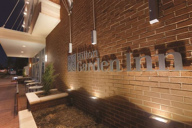 Images Hilton Garden Inn Falls Church