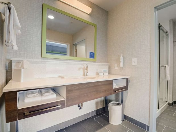 Images Hampton Inn and Suites Williamstown Ark Encounter