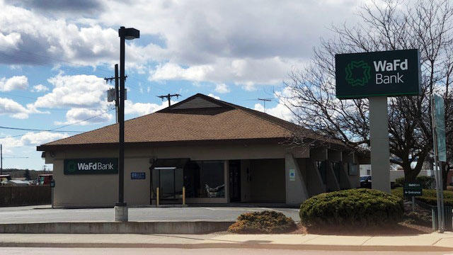 Photo of the WaFd Bank Branch location in Odessa, Washington. Located at 105 W 1st Avenue, Odessa, WA 99159