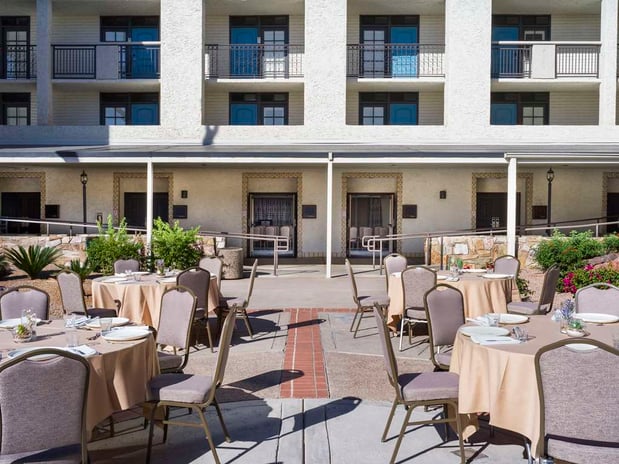 Images Embassy Suites by Hilton Scottsdale Resort