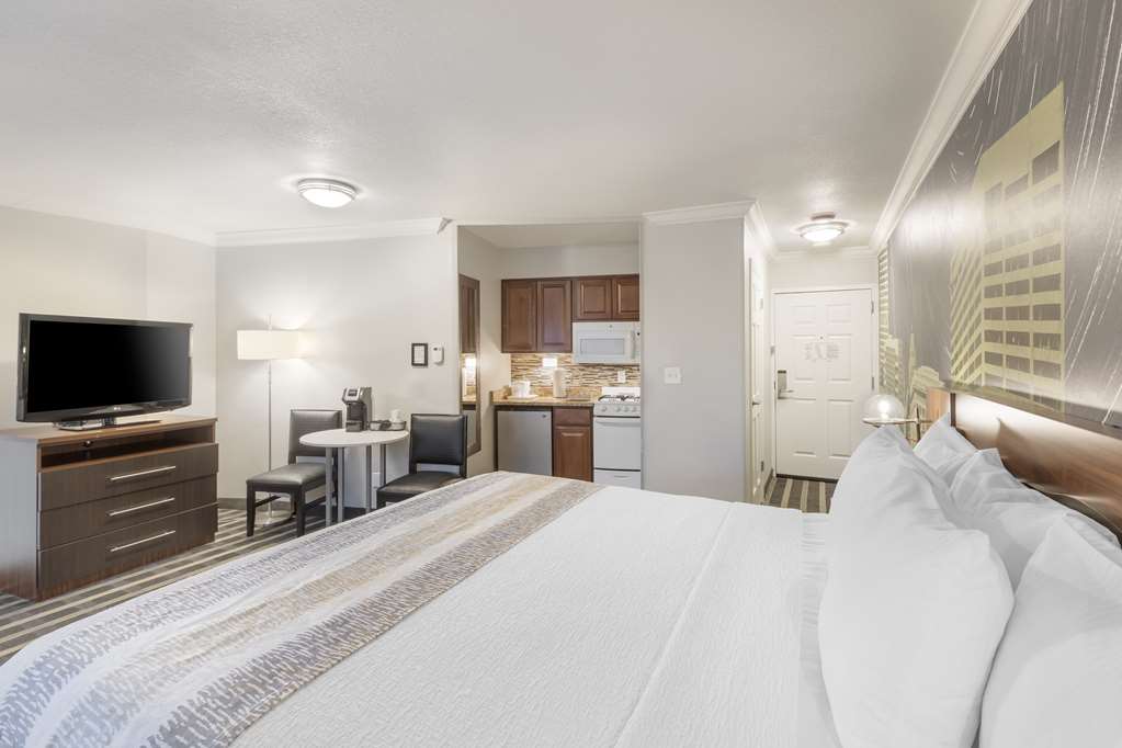 King Kitchenette