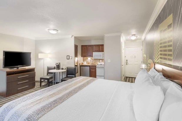 Images Best Western Plus Milwaukee West