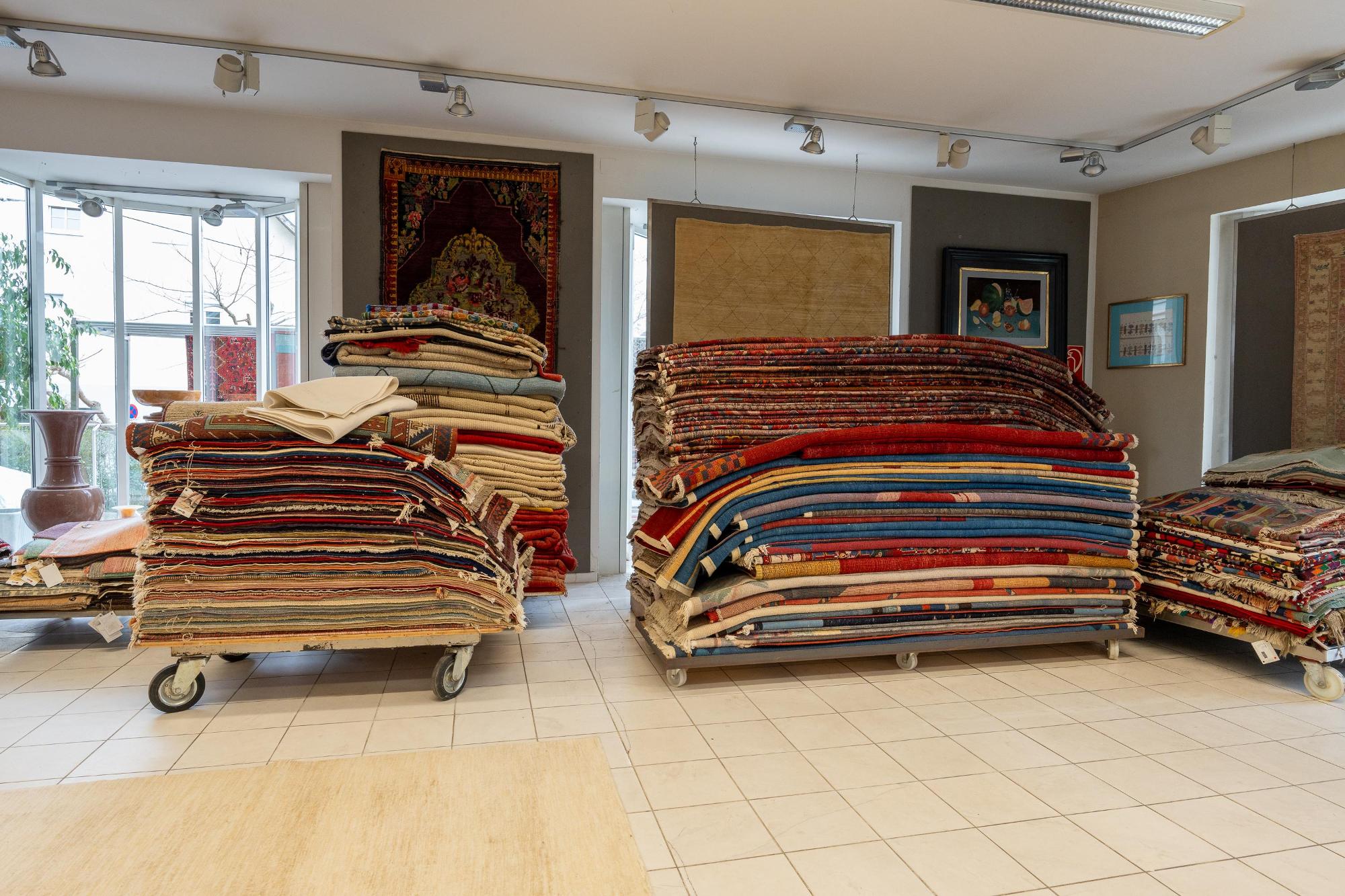 Bild 81 von Teppiche Dipl. Ing. Khodai GmbH - Teppichreinigung