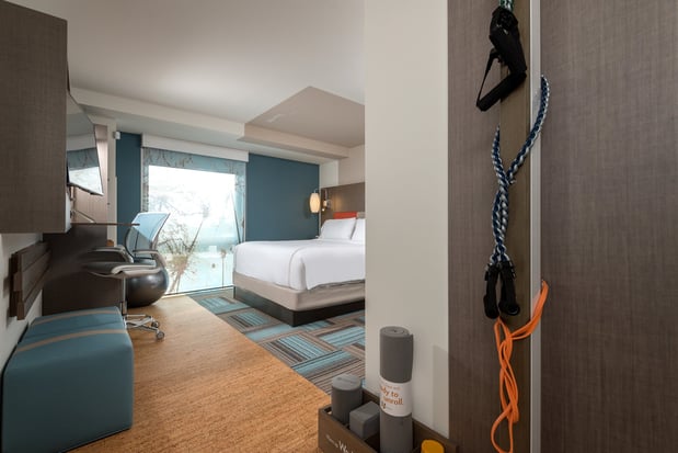 Images EVEN Hotel Brooklyn by IHG