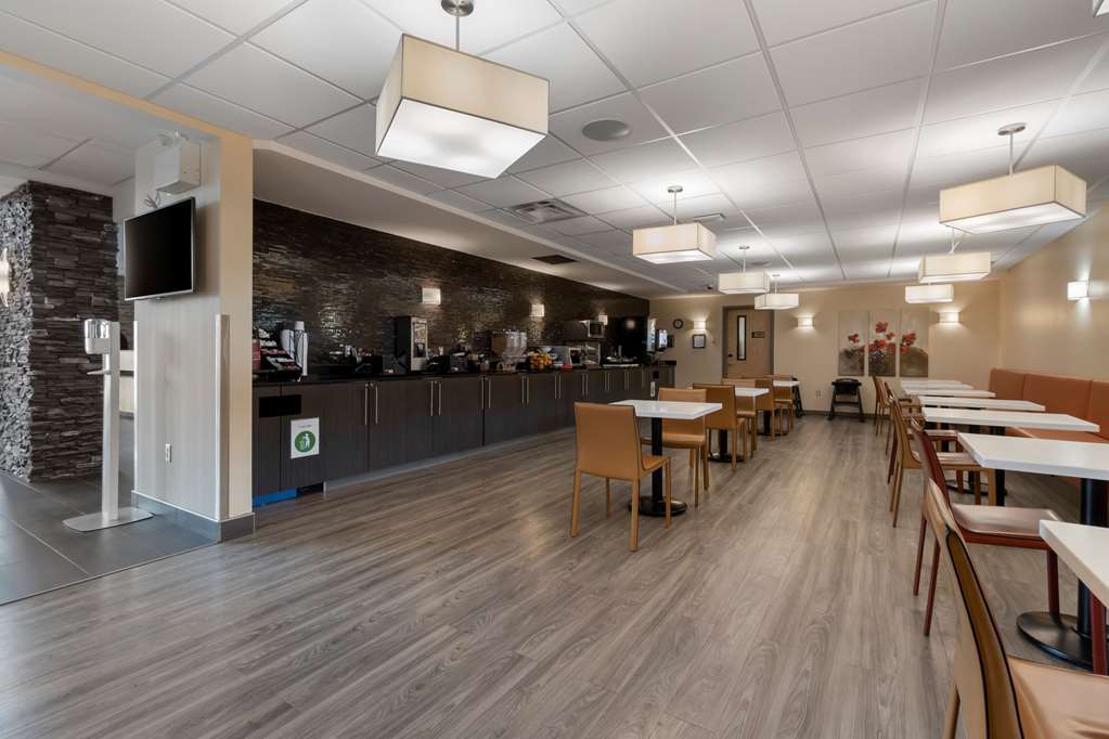 CS Best Western Plus Airport Inn & Suites Saskatoon (306)986-1514