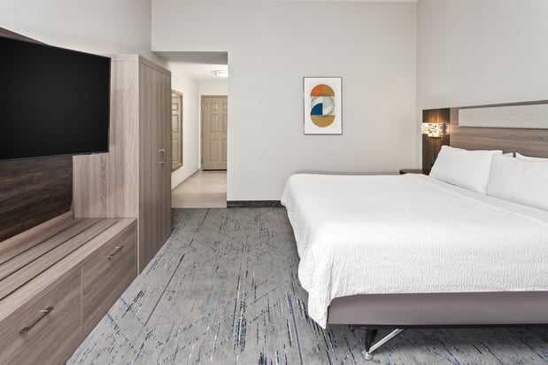Images Holiday Inn Express & Suites Chicago West-O'Hare Arpt Area by IHG