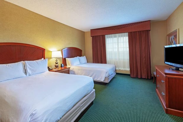 Images Embassy Suites by Hilton Greensboro Airport