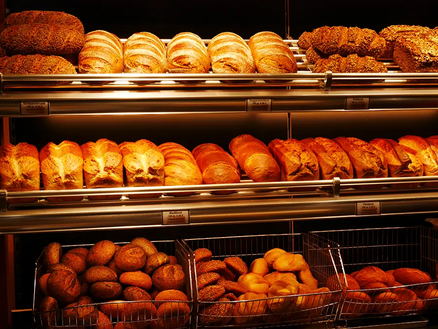 Thiessen Günter Steinofenbäckerei und Konditorei, Kaiserstr. 35 in Hanerau-Hademarschen