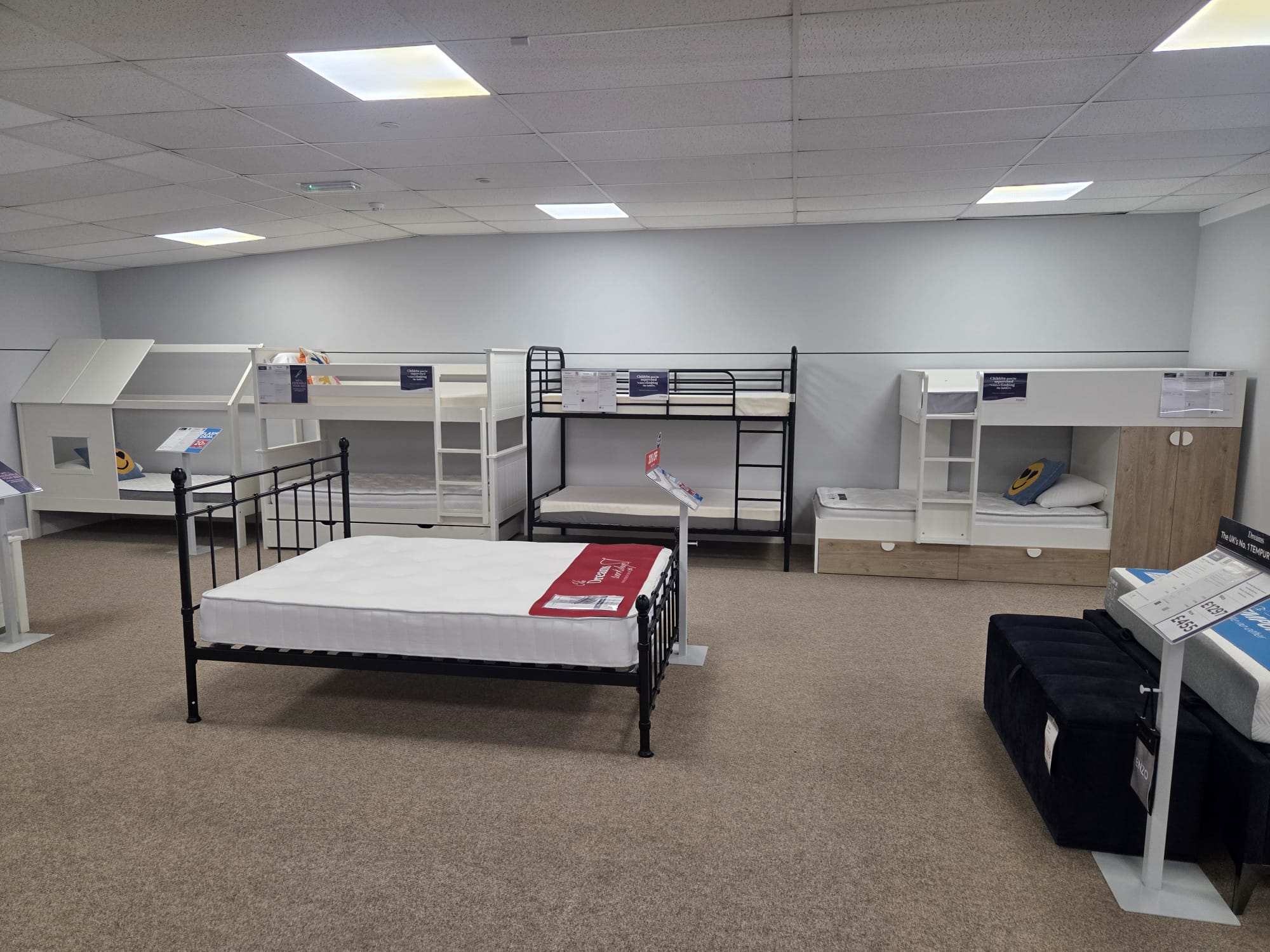 Kids beds
